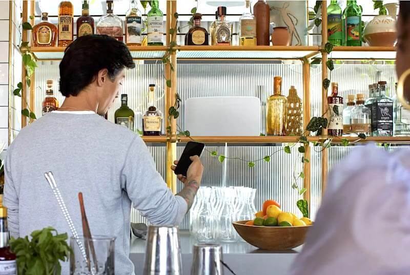 musique pour entreprise commerce de détail restaurant bar pub hôtel salle de sport café